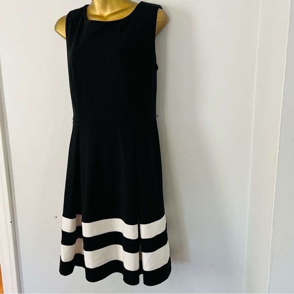 Calvin Klein euro summer Elegant Black and White flare Dress - Picture 5 of 7